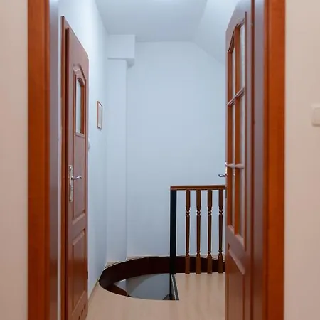 Pod Aniolem Apartzakop *